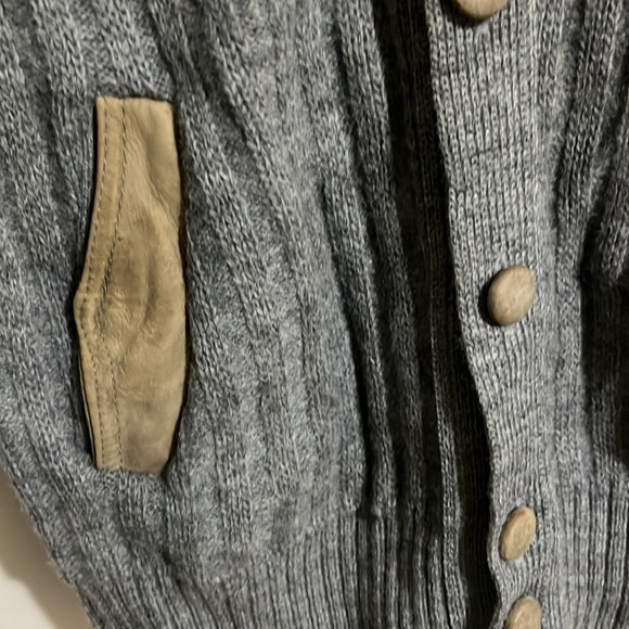 Tundra Wool and Leather Cardigan - Picture 5 of 11